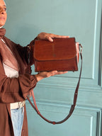 DAZ Heritage Crossbody