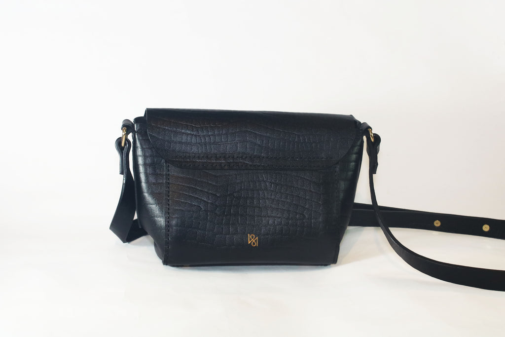 Scarlet Crossbody Bag