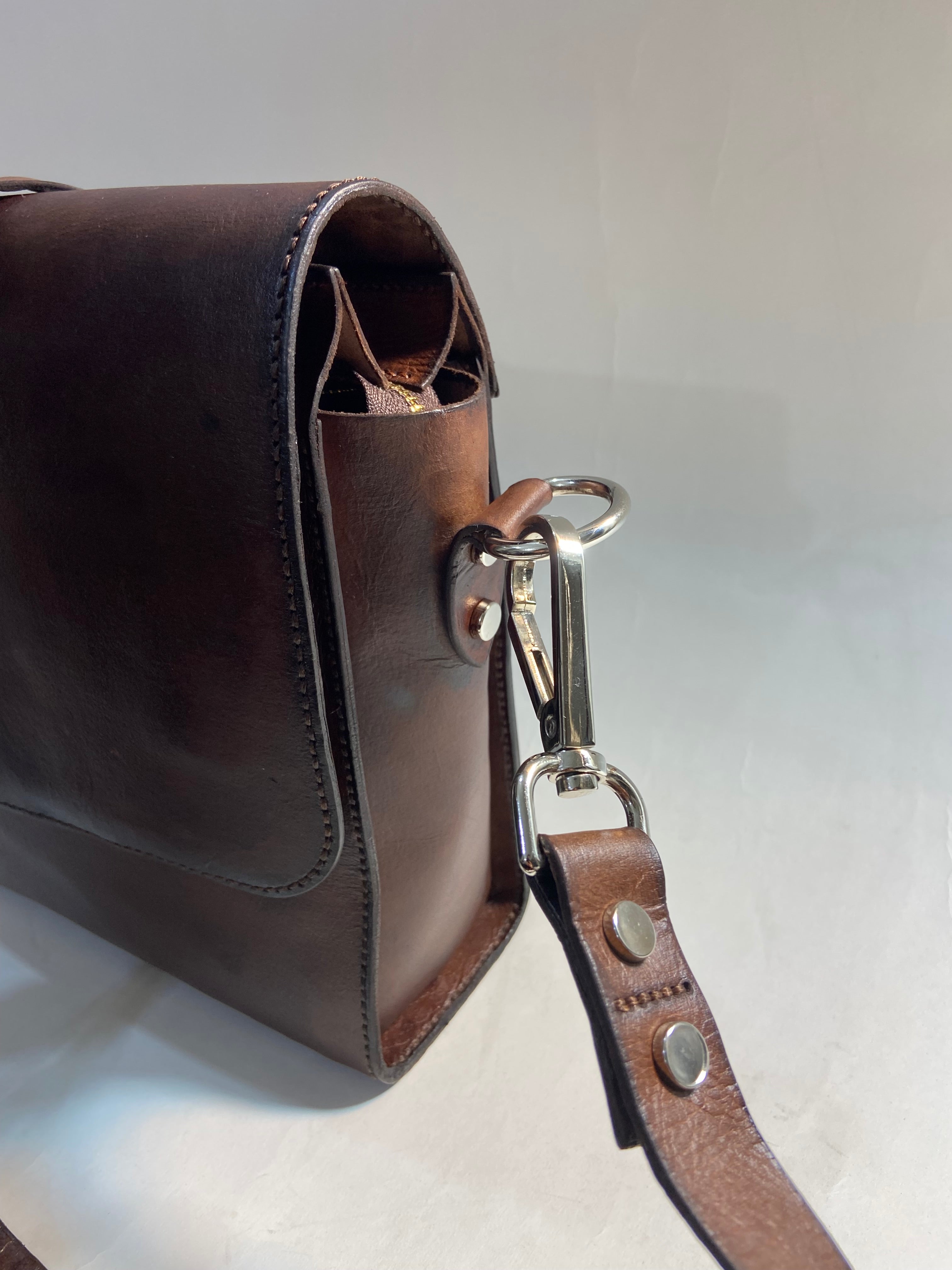 Vegetable tanned crossbody bag