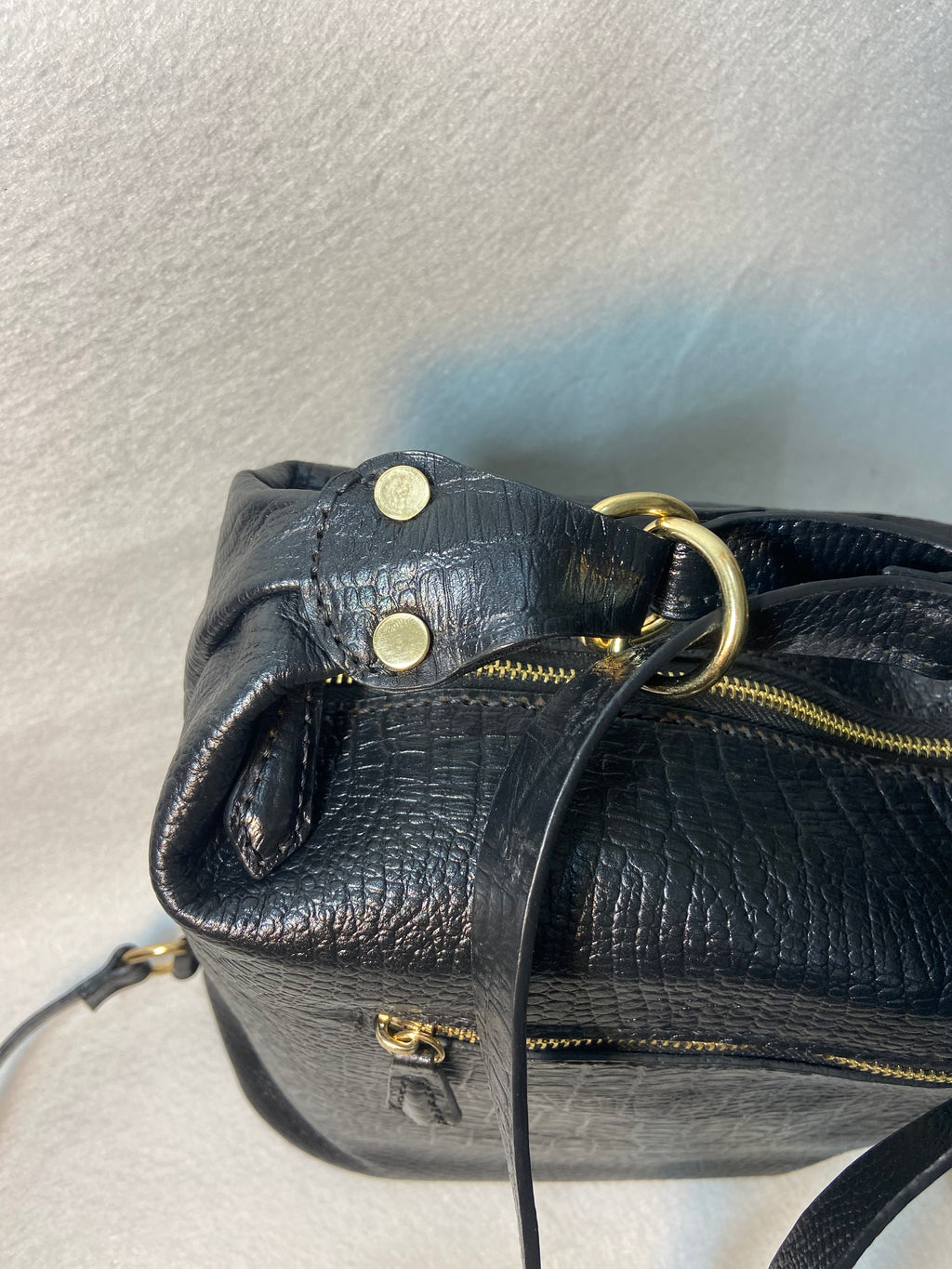 The DAZ convertible backpack/shoulder bag