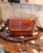 DAZ Heritage Crossbody