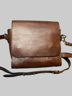 Unisex DAZ Urban Vertical Crossbody