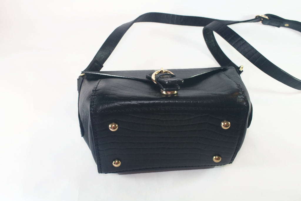 Scarlet Crossbody Bag