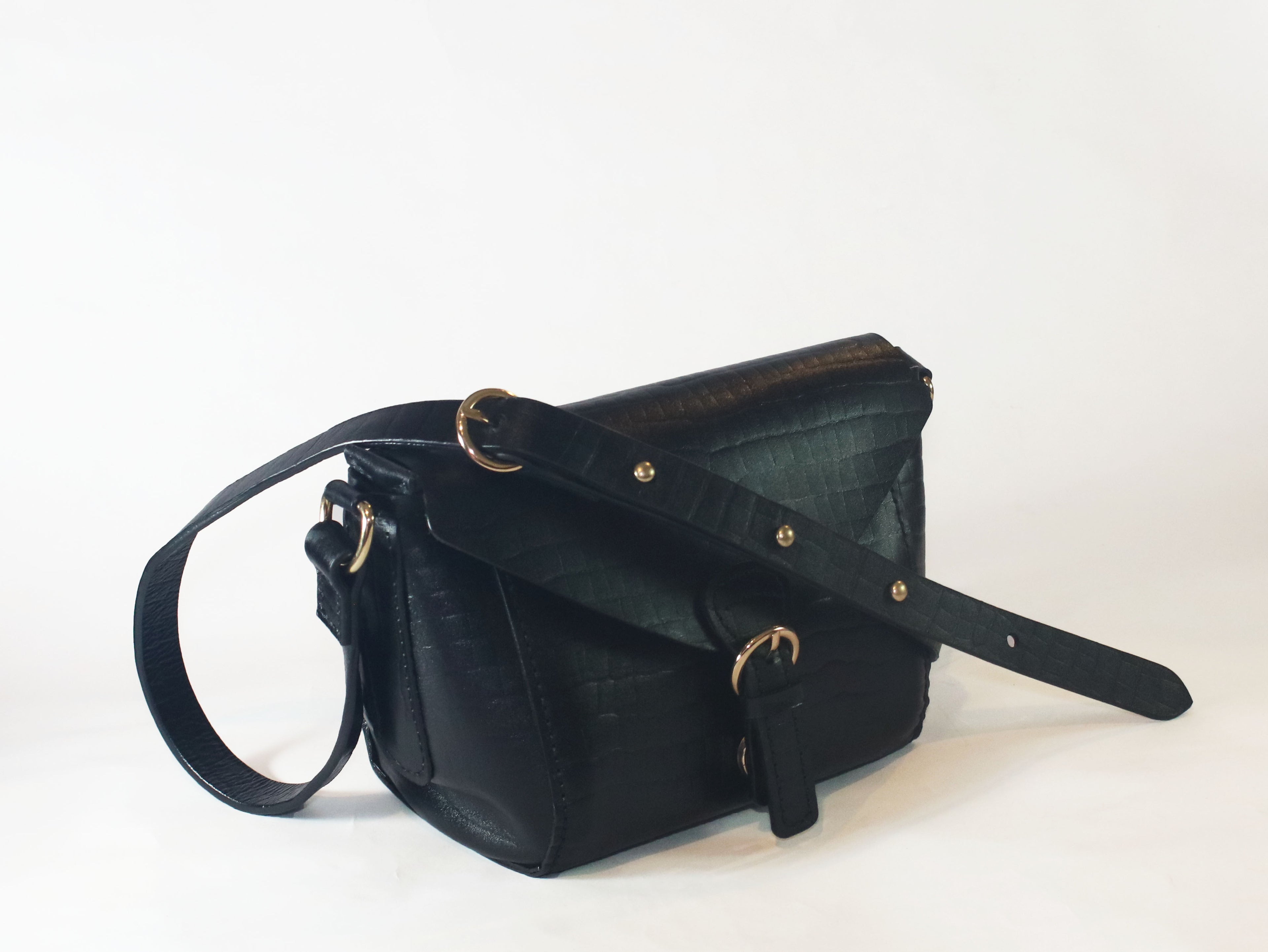 Scarlet Crossbody Bag