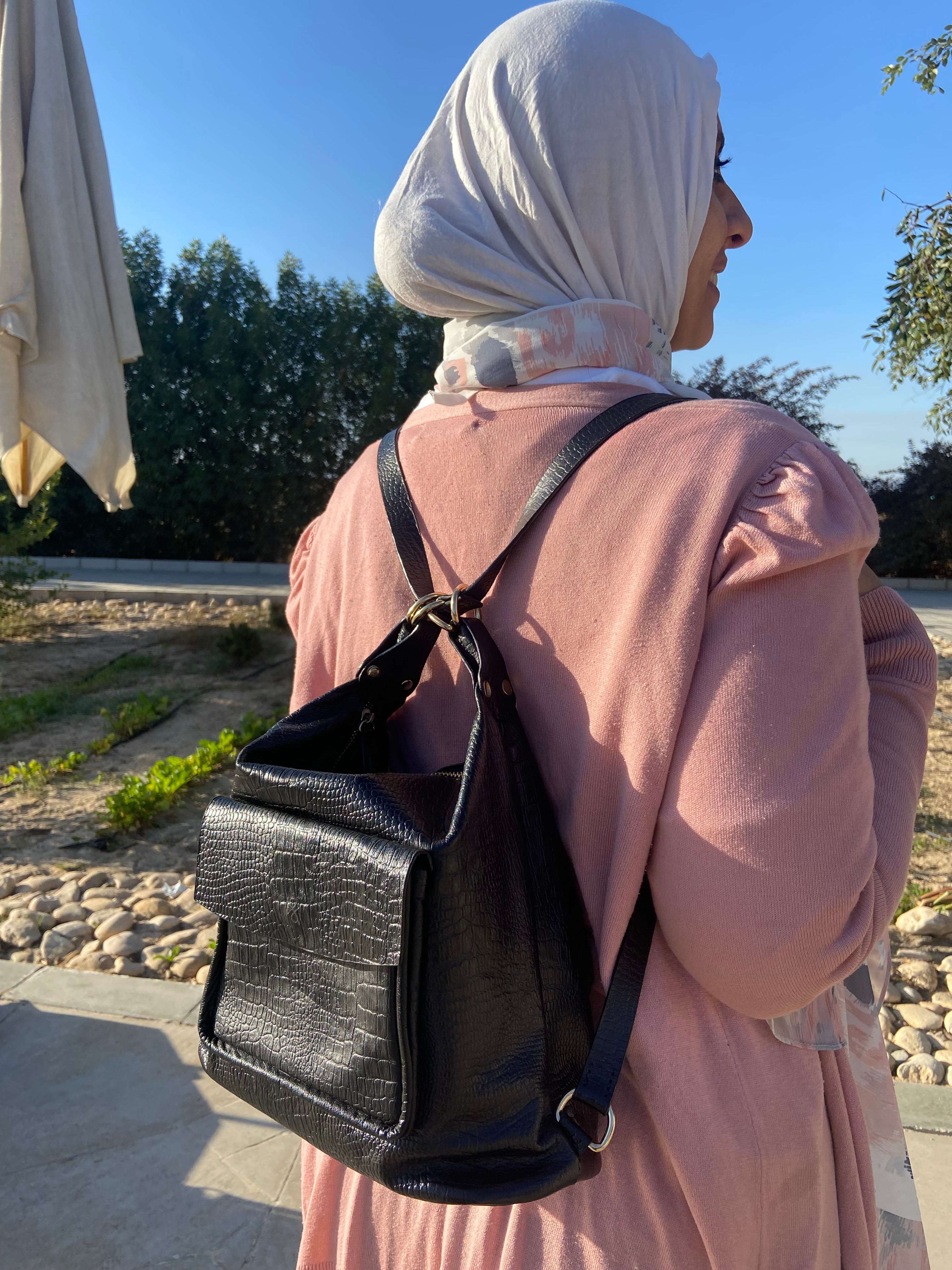 The DAZ convertible backpack/shoulder bag