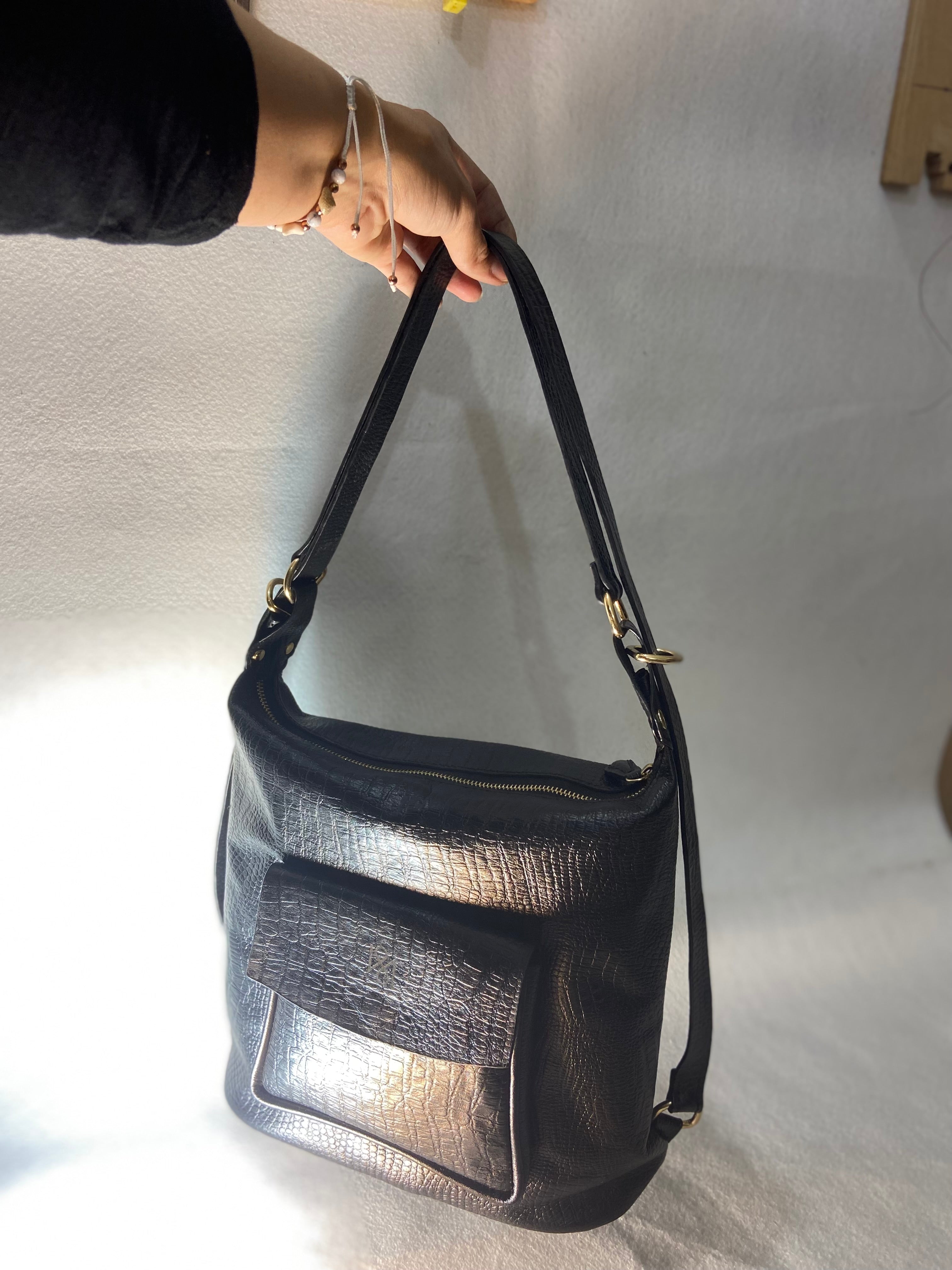 The DAZ convertible backpack/shoulder bag